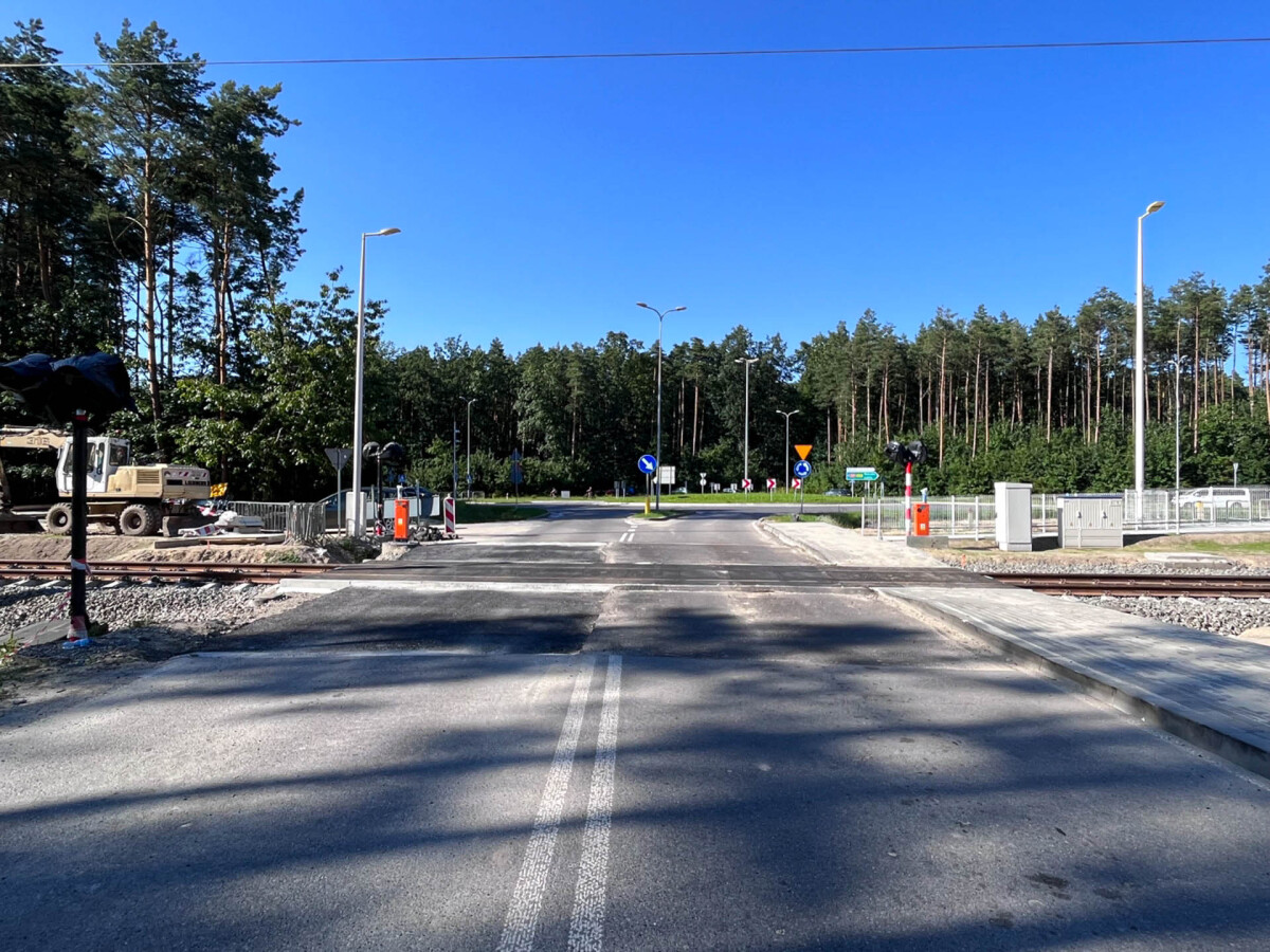 Budowa linii kolejowej z Rzeszowa na lotnisko w Jasionce [sierpień 2023]